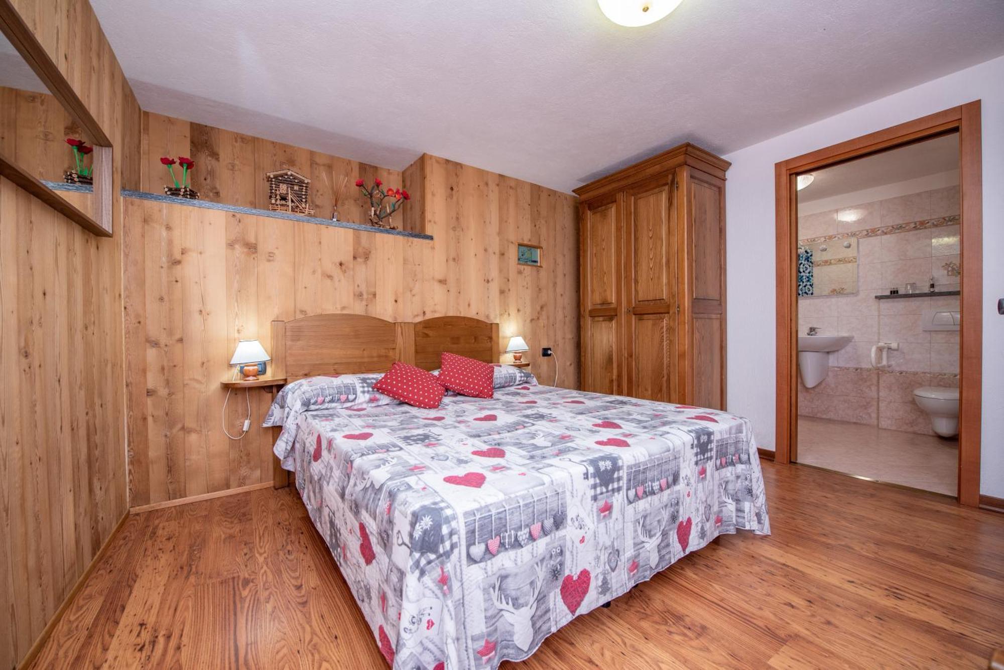 Agriturismo La Clochette Torgnon Bagian luar foto